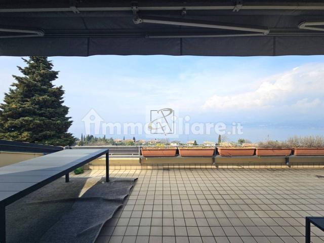 Appartamento in villa Località Chinet, Centro, Torri del Benaco