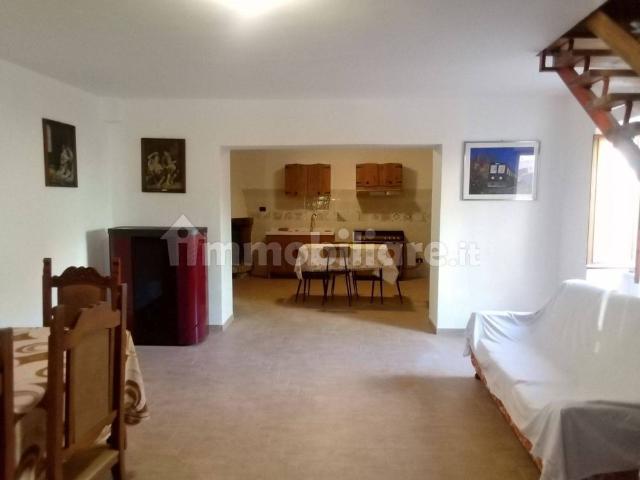 Appartamento in villa Località Poggio Primocaso 23, Poggio Primocaso, Cascia