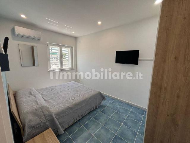 Appartamento in villa Lungomare Nazario Sauro 14, Centro, Minturno
