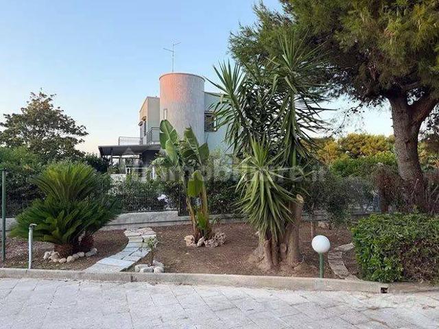 Appartamento in villa Strada Pizzillo, Palese, Bari