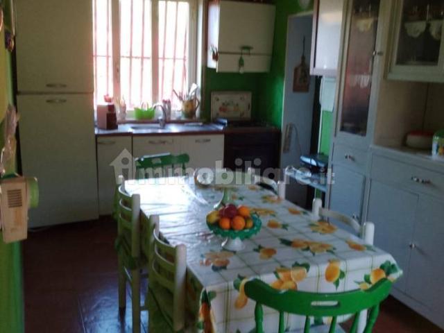 Appartamento in villa Papardo, Faro Superiore Sperone, Messina