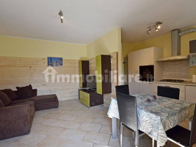 Appartamento in villa Rue de la Gare 27, Centro, Chatillon