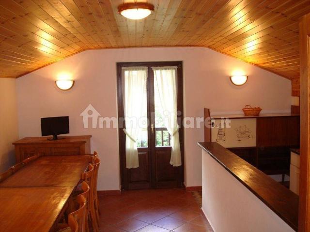 Appartamento in villa Rue Trois Villages 31, Centro, Brusson