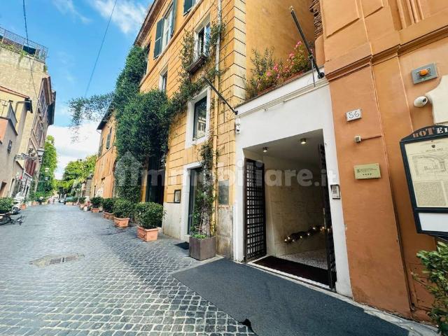 Appartamento in villa via Margutta, Piazza del Popolo, Roma