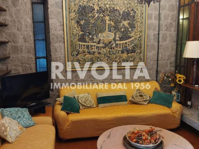 Appartamento in villa via Miralago, Centro, Albano Laziale