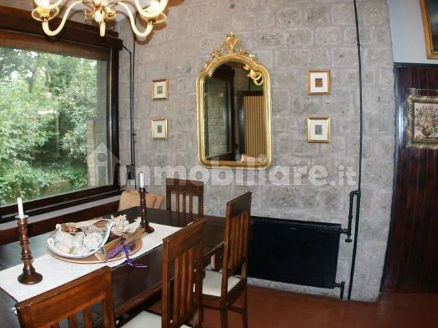Appartamento in villa via Miralago, Centro, Albano Laziale