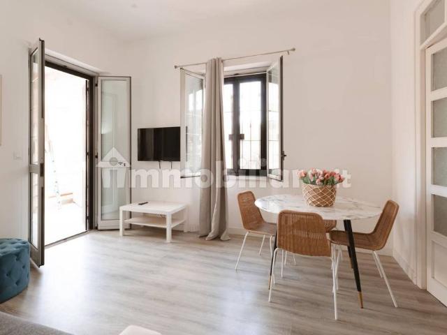 Appartamento in villa via Mongibello 10, Mondello Valdesi, Palermo