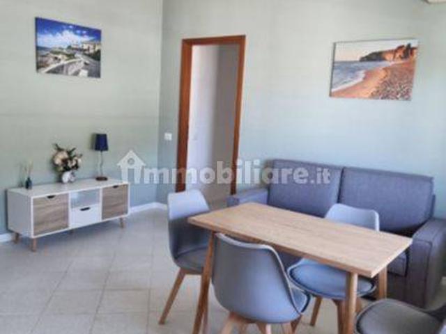 Appartamento in villa via Narcisi, Villaggio Giornalisti Poggio, Anzio