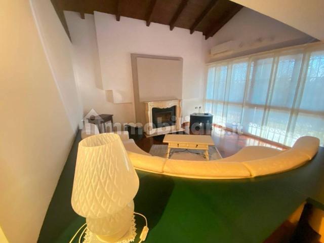 Appartamento in villa via Olmetola, Borgo Panigale, Bologna