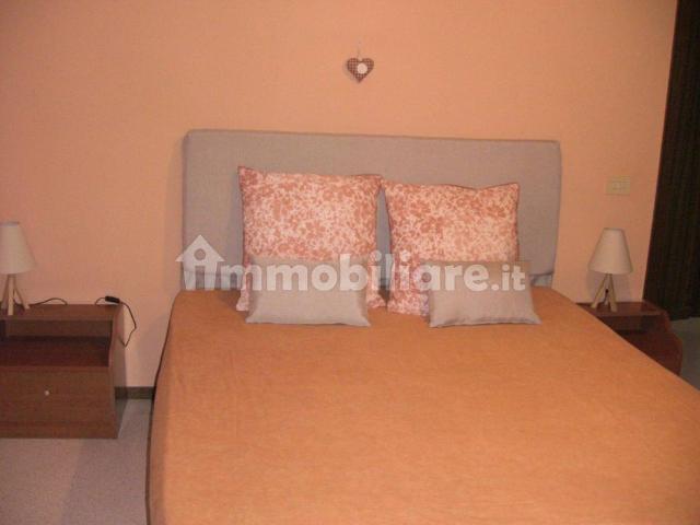 Appartamento in villa via Apollo 20, Mondello Valdesi, Palermo