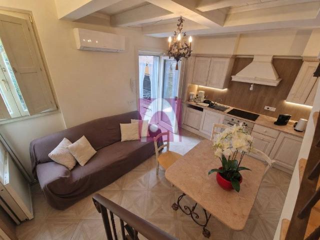 Appartamento in villa via Armando Quadri, San Vitale, Bologna