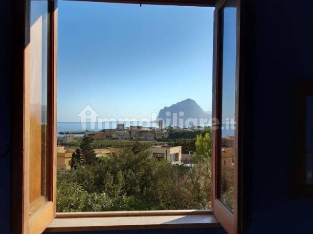 Appartamento in villa via Asinnio Nicomaco Giuliano, Crocefissello, Erice