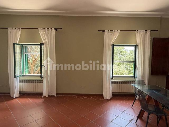Appartamento in villa via Due Fontane 77, Centro, Caltanissetta