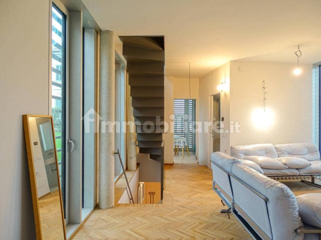 Appartamento in villa via Domenico Berra 8, Crescenzago, Milano