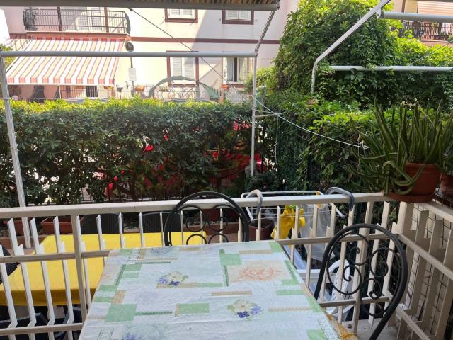 Appartamento in villa via Enrico Coleman, Lungomare Circe, Via Badino, Terracina