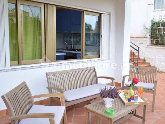 Appartamento in villa via Gualtiero da Caltagirone, Addaura, Palermo