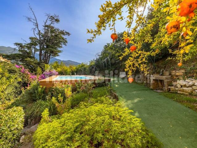 Appartamento in villa via G. Macera 25c, Porto, Rapallo