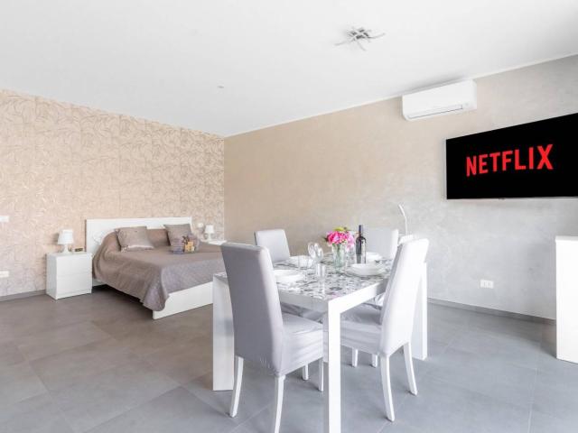 Appartamento in villa via Giacomo Puccini 34D, Centro, Castiglione delle Stiviere