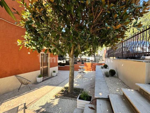Appartamento in villa via Gorizia 7, Centro, Vetralla