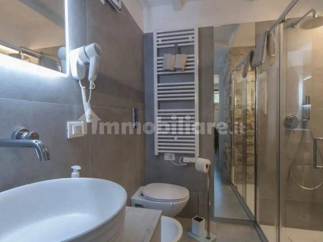 Appartamento in villa via Grado 19, Trani