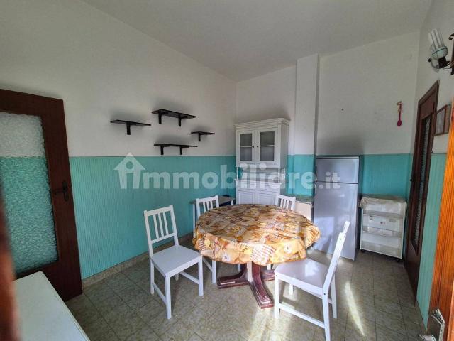 Appartamento in villa via Lago Piatto 33, Bagnara Destra Volturno, Castel Volturno