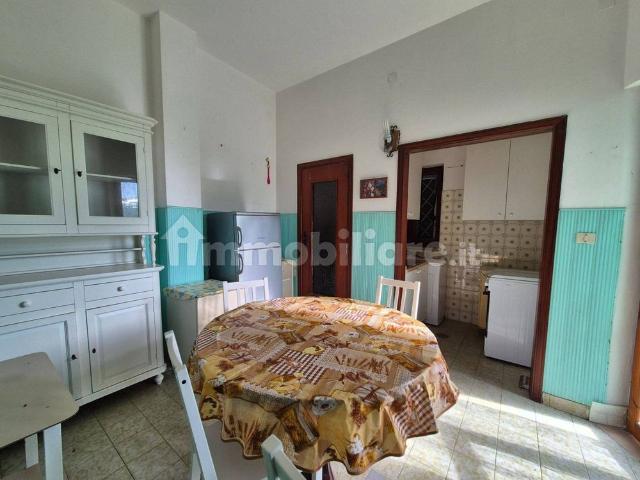 Appartamento in villa via Lago Piatto 33, Bagnara Destra Volturno, Castel Volturno
