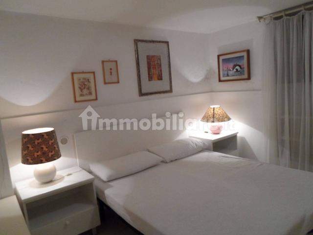 Appartamento in villa via Livorno 118, Aci Trezza, Aci Castello
