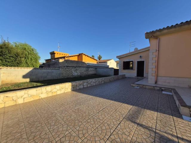 Appartamento in villa via Pasquale Salibra 97, Pizzuta, Siracusa