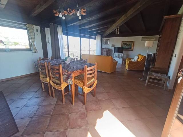 Appartamento in villa via Perseo, Mondello Valdesi, Palermo