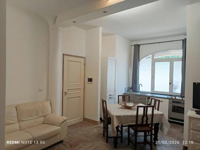 Appartamento in villa via Pietro Nenni, Centro, Casoria