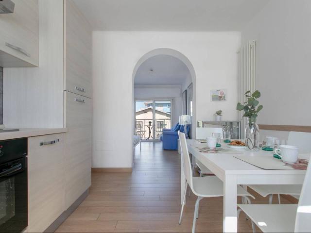 Appartamento in villa via Plinio 1, Centro, Roseto degli Abruzzi