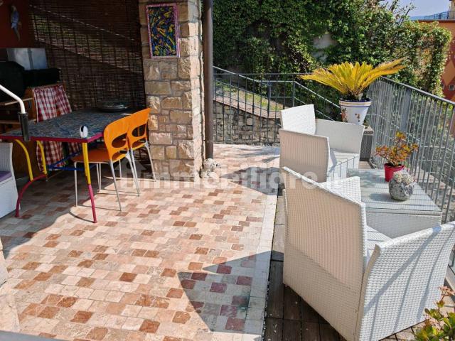 Appartamento in villa via Sarnico, Predore