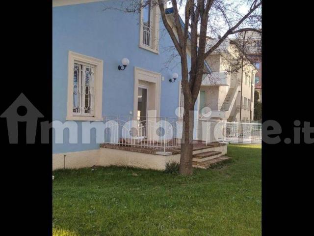 Appartamento in villa viale Goffredo Mameli 1, Alba Mare, Riccione