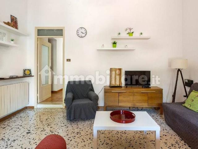 Appartamento in villa viale Italia 2, Mondello Valdesi, Palermo