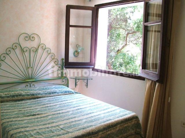 Appartamento in villa Vico Primo Mediterraneo 44, Domus de Maria