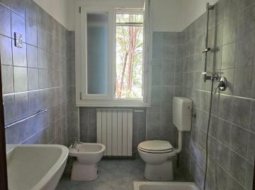 APPARTAMENTO INDIPENDENTE di 5 vani e di 120 mq CASTEL MAGGIORE TREBBO DI RENO rif. 136 TRB
