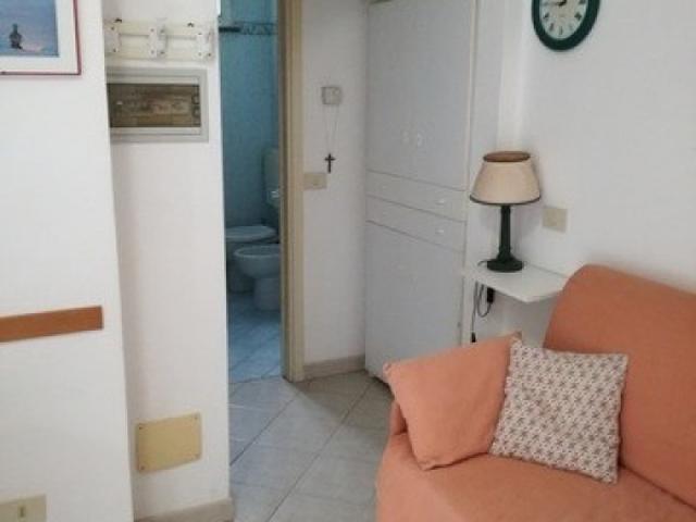 Appartamento Indipendente in Affitto a Pietrasanta Marina Di Pietrasanta