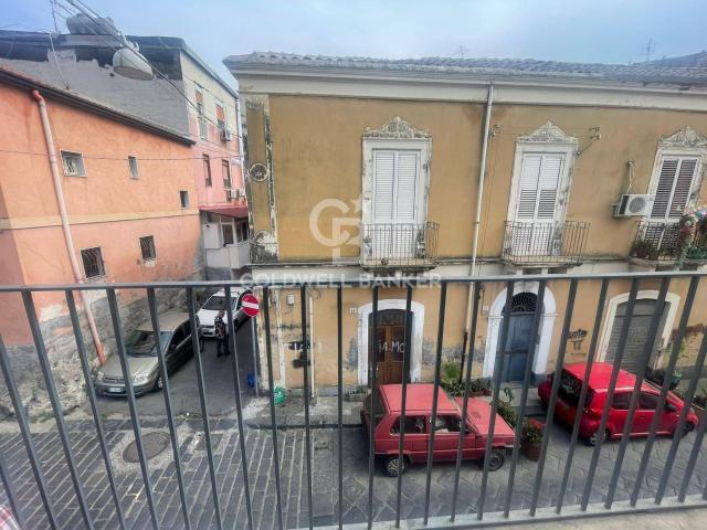 Appartamento indipendente in vendita a Catania, Centro Storico,Garibaldi,Vittorio Emanuele