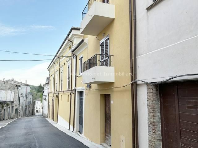 Appartamento indipendente in vendita a Civitella Casanova