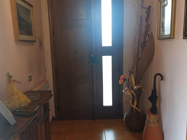 APPARTAMENTO INDIPENDENTE in VENDITA a EMPOLI empoli di 4 vani