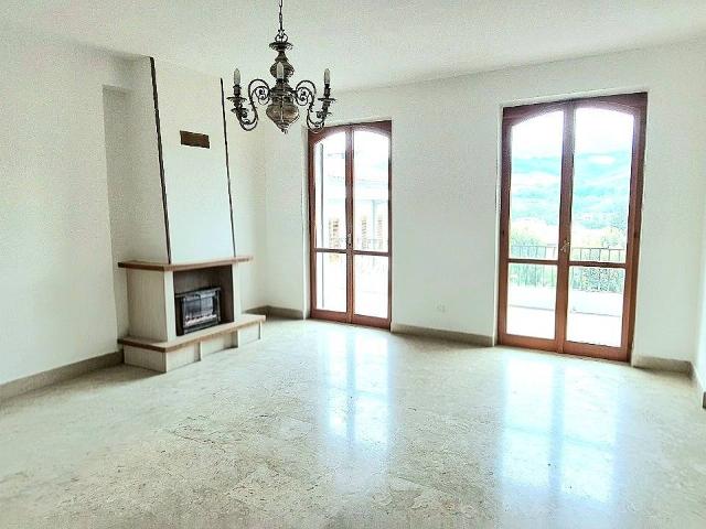 Appartamento Indipendente in vendita a Montorio al Vomano