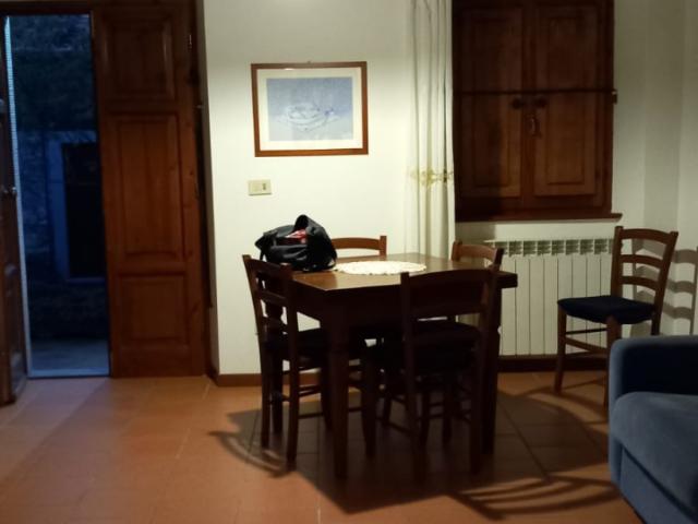 Appartamento indipendente in vendita a Ortignano Raggiolo