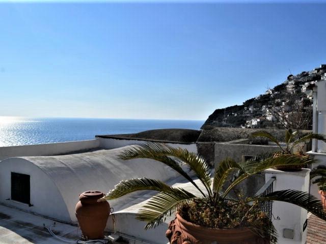 Appartamento indipendente in vendita a Praiano