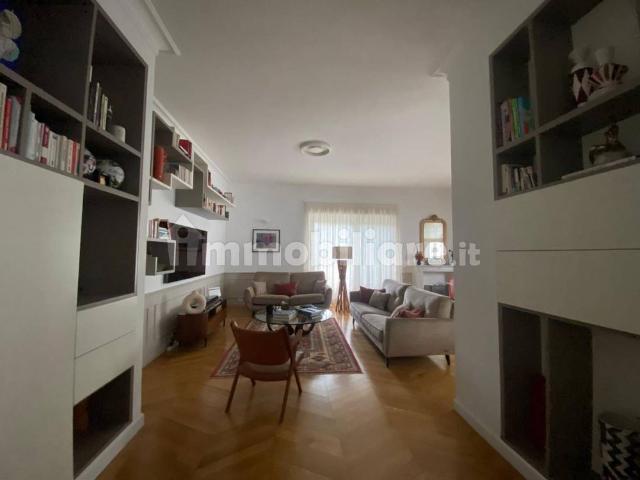 Appartamento ottimo stato, primo piano, Aventino, Roma