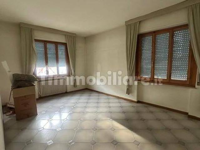 Appartamento ottimo stato, primo piano, Stazione Agenzia delle Entrate, Empoli