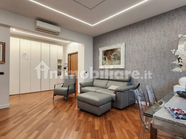 Appartamento ottimo stato, quarto piano, Prati, Roma