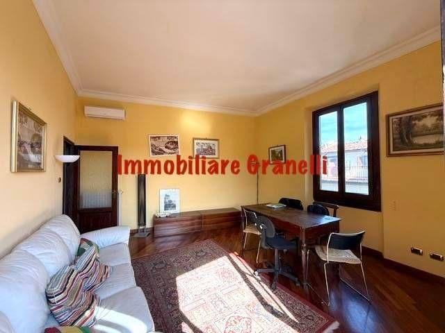 Appartamento ottimo stato, quarto piano, Santa Maria Novella, Firenze