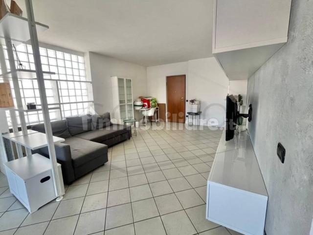 Appartamento ottimo stato, terzo piano, Borgo Piave, Corso Europa, Zona Ferrero, Alba
