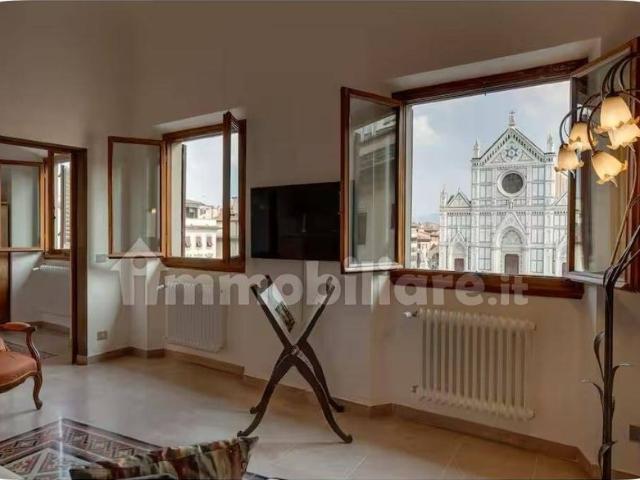 Appartamento ottimo stato, terzo piano, Signoria Uffizi, Firenze