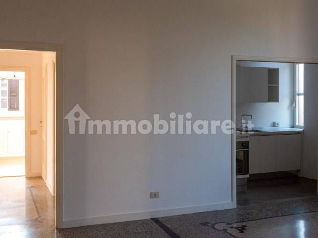 Appartamento ottimo stato, terzo piano, Trieste Coppedè, Roma